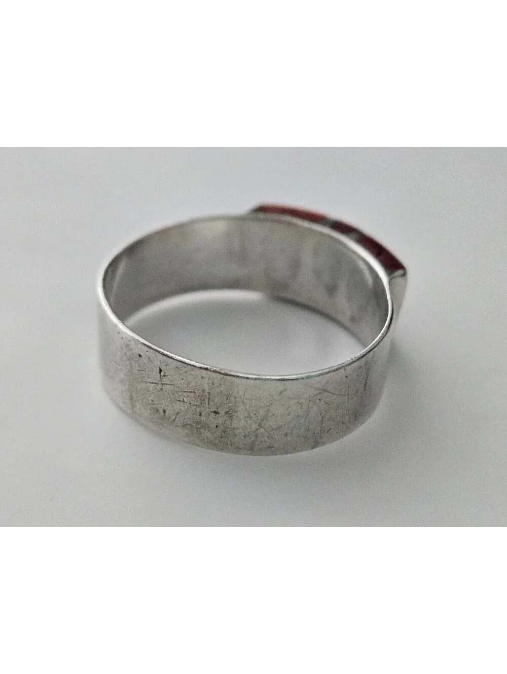 Vintage Sterling Silver Red Spiny Oyster Shell Channel Inlay Ring Size 7.75